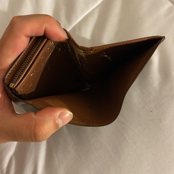 Louis Vuitton wallet - Picture 4 of 4